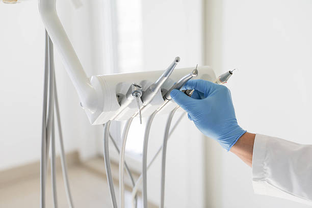 24/7 Emergency Teeth Whitening experts in Berwyn, IL